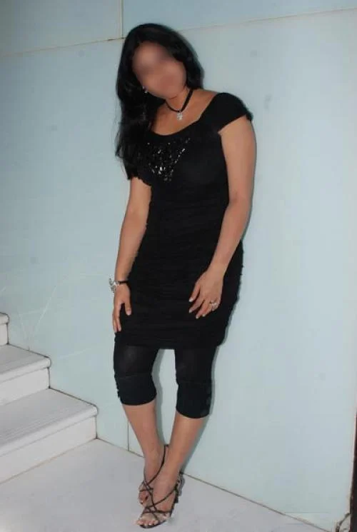 Call Girls Dera Gopipur